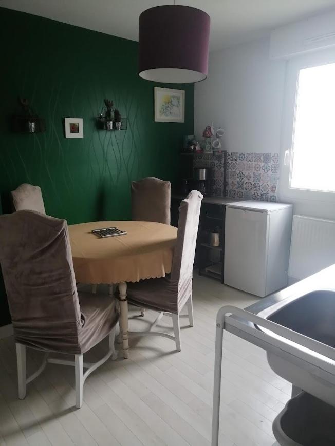 Ty Pempoul - Logement 2 Chambres - 100 M De La Plage Saint-Pol-de-Leon Exterior photo